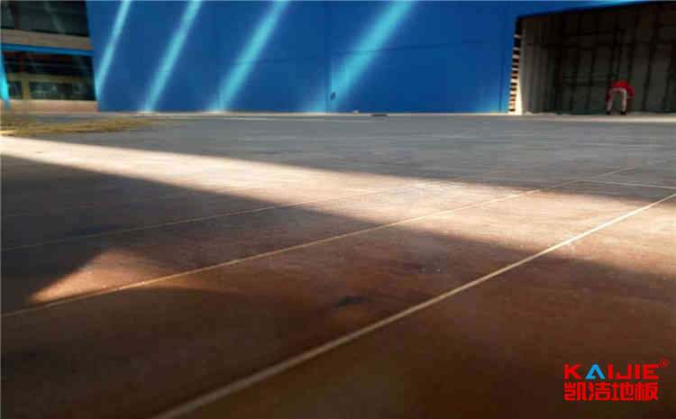 實木地板好還是復合地板好