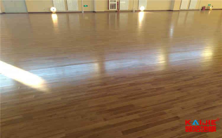 內蒙古硬木企口體育地板廠商