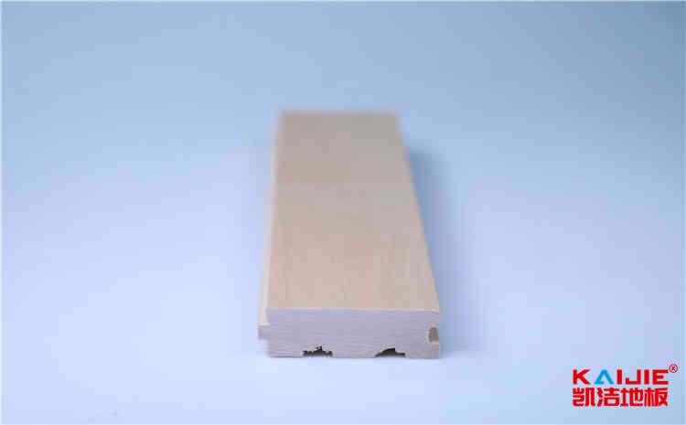 建一個籃球場地板大概多少錢