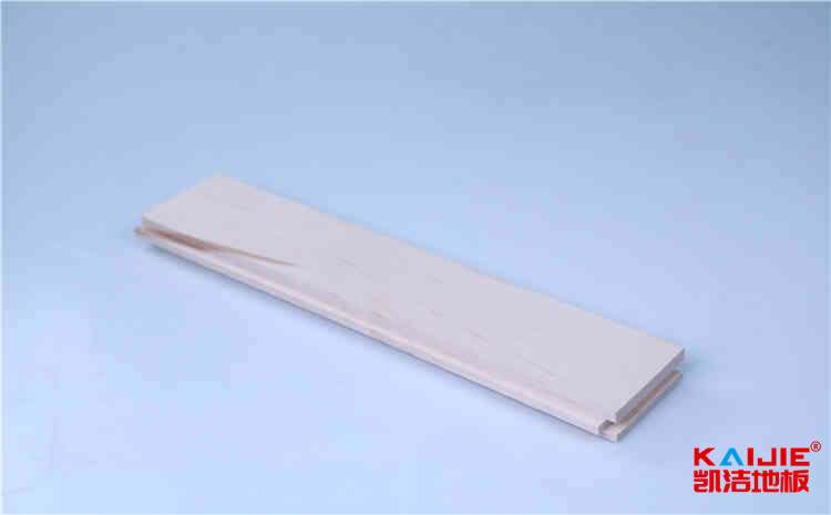 進口實木運動地板怎么保養