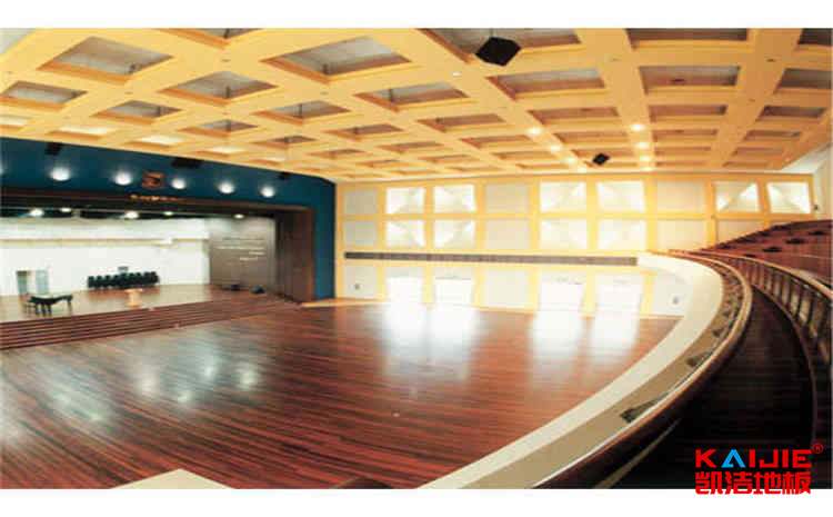 22厚籃球場木地板哪個品牌好？