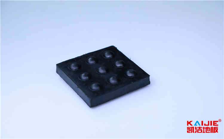 貴陽楓木籃球場地板圖片