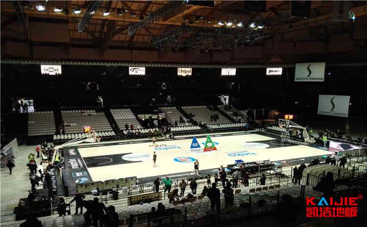 俄勒岡松木地板籃球館怎么保養？