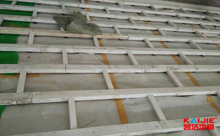 硬木企口體育場木地板保養(yǎng)