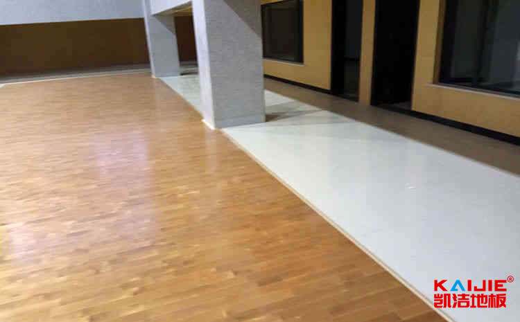 內(nèi)蒙古柞木籃球地板哪個品牌好