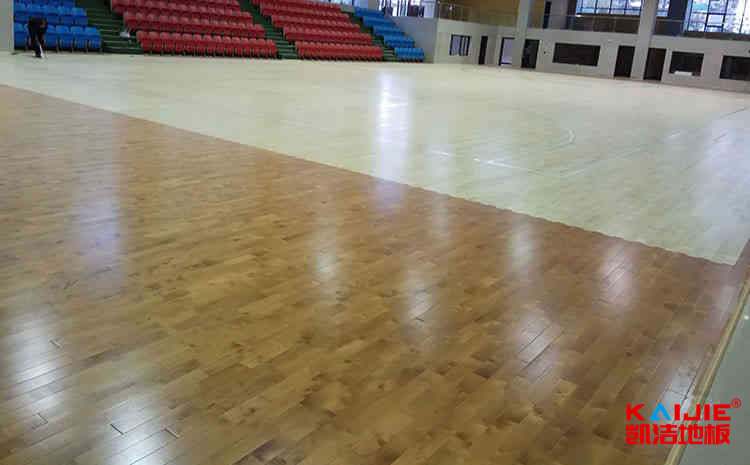 選擇楓木籃球地板有什么優勢?