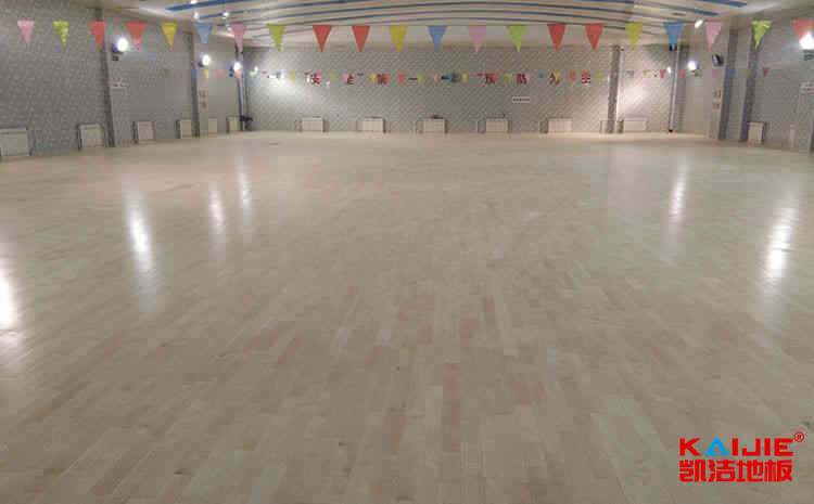 四川專業籃球場地板批發