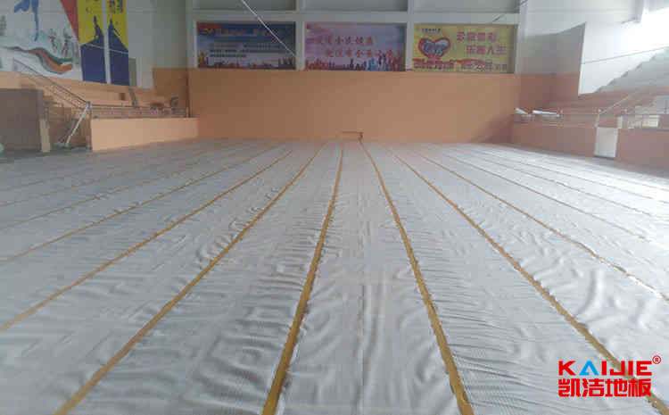 江蘇楓木籃球地板價格是多少