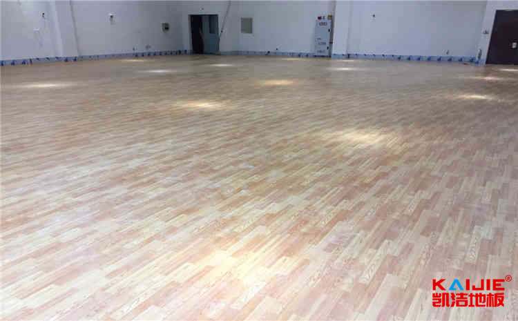 拼裝體育實木地板什么品牌好