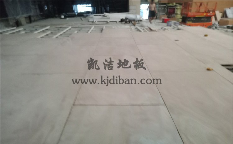 山東鄒城*一中學(xué)孟子湖校區(qū)學(xué)校體育館木地板項(xiàng)目——?jiǎng)P潔地板