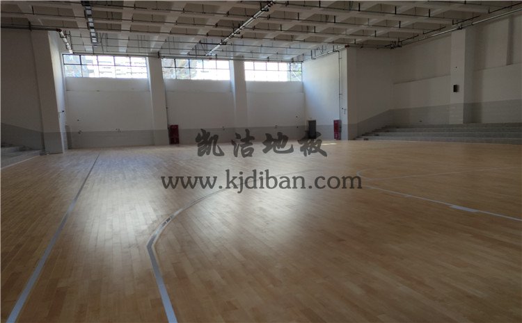 四川綿陽實驗中學體育館木地板項目-凱潔實木運動地板廠家