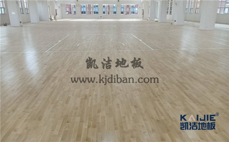 河南鶴壁輔仁中小學體育館木地板案例