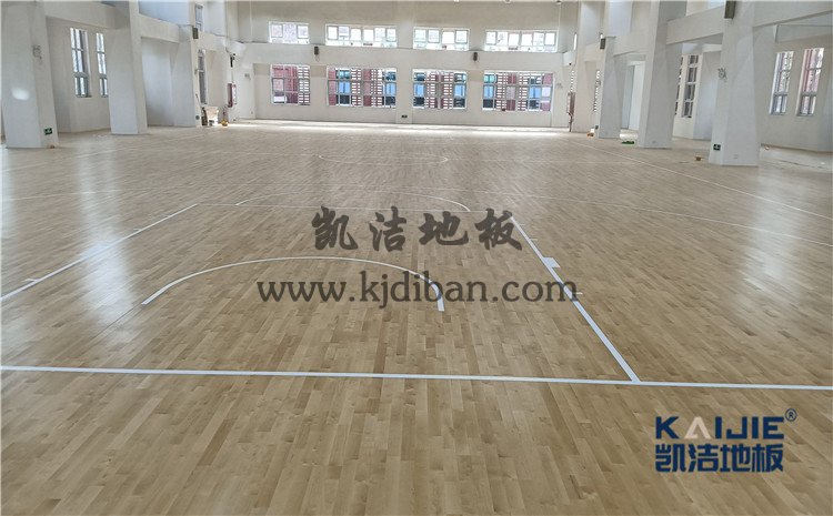 河南鶴壁輔仁中小學體育館木地板案例