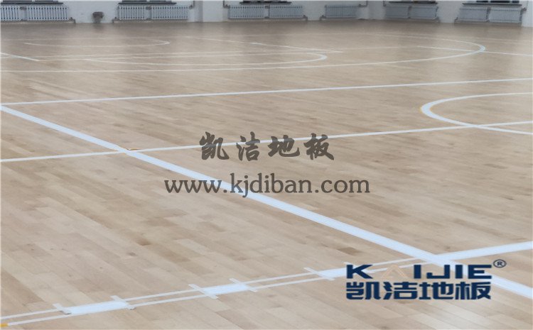 內蒙古鄂倫春旗大楊樹林業局全民健身中心木地板案例