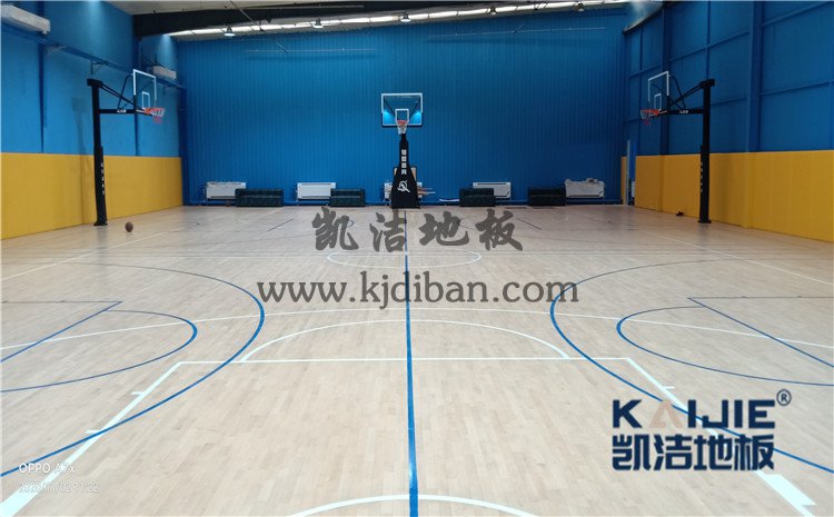 北京市海淀區鐵盟物流籃球館和羽毛球館木地板案例