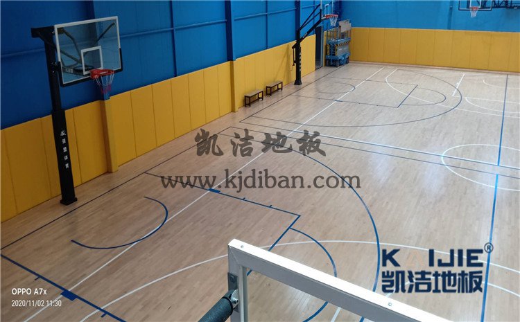 北京市海淀區鐵盟物流籃球館和羽毛球館木地板案例